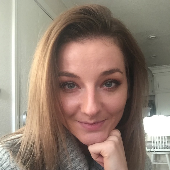 Bundle 🩷3for $20🩷!!!! Sweaters 3 for $20 !!!
Bundle ⭕️3 for $15⭕️ - Picture 9 of 15